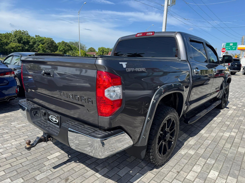 2018 Toyota Tundra Image 8