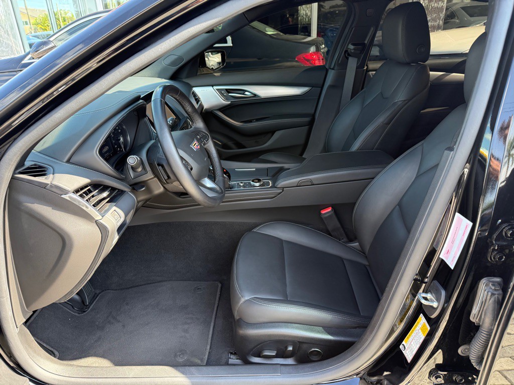 2024 Cadillac CT5 Image 12