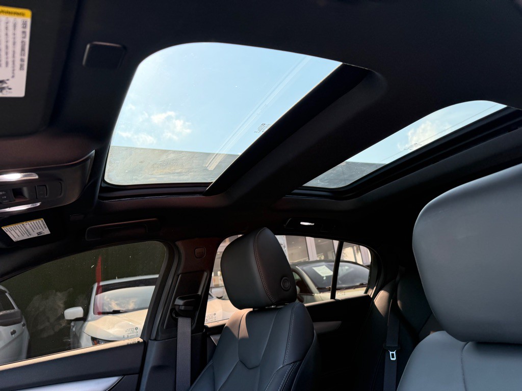 2024 Cadillac CT5 Image 34
