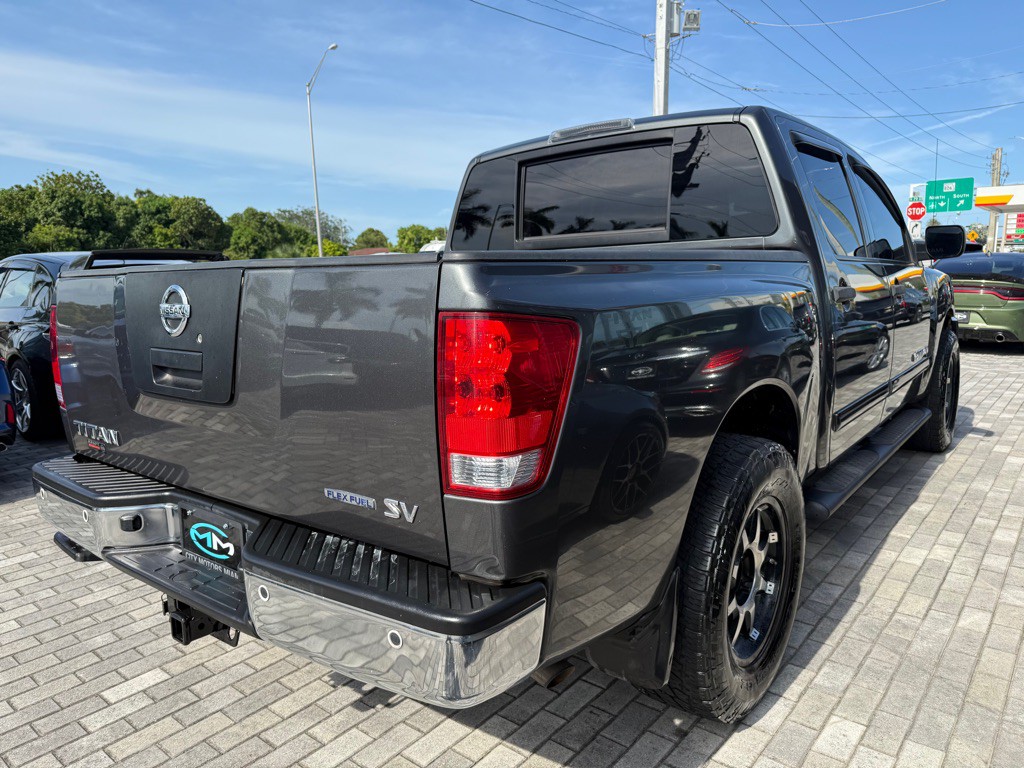 2012 Nissan Titan Image 7