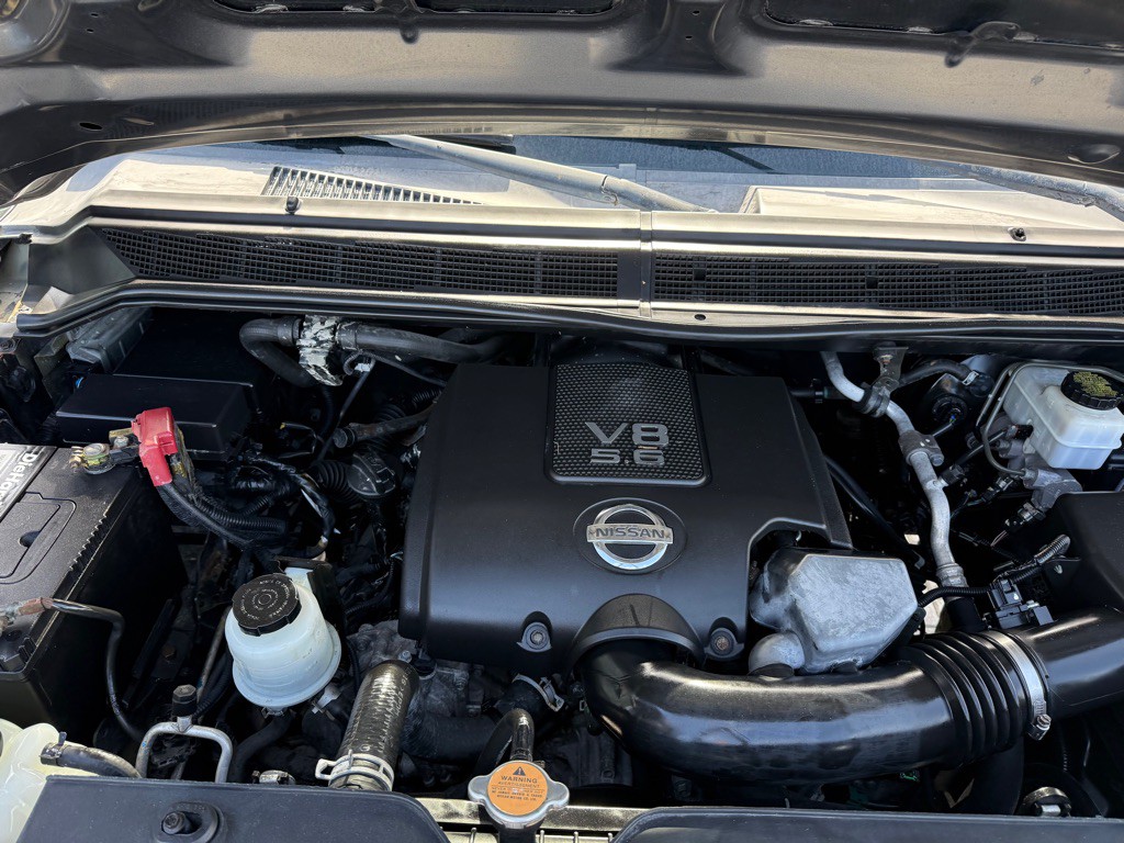 2012 Nissan Titan Image 33