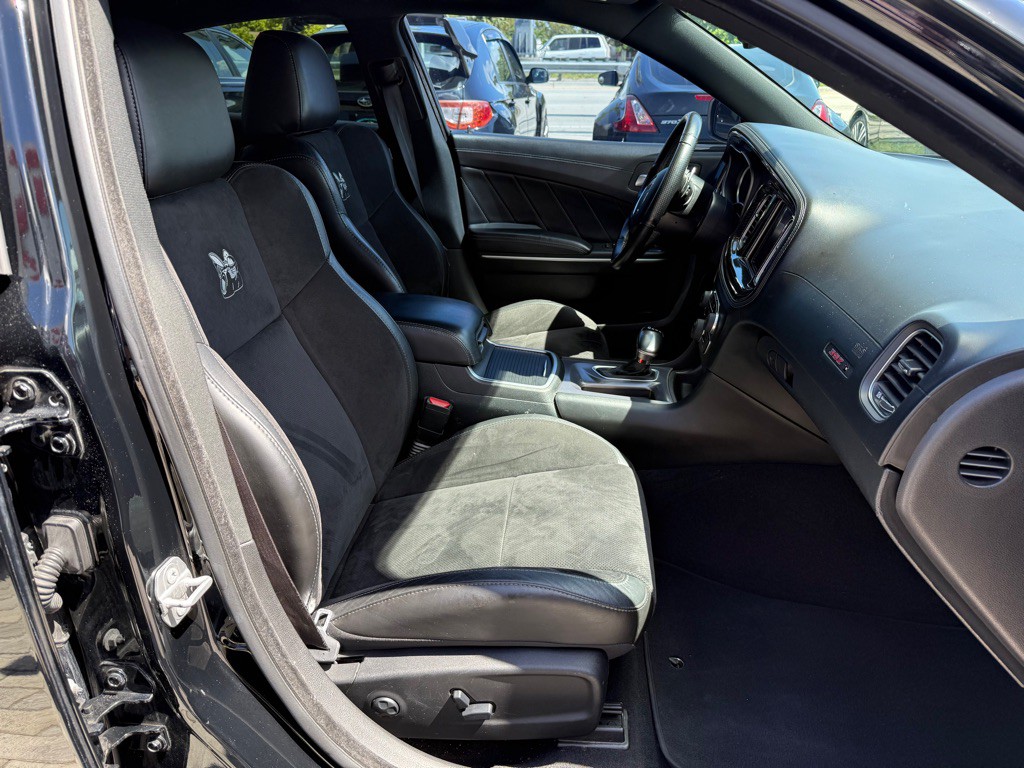 2020 Dodge Charger Image 28