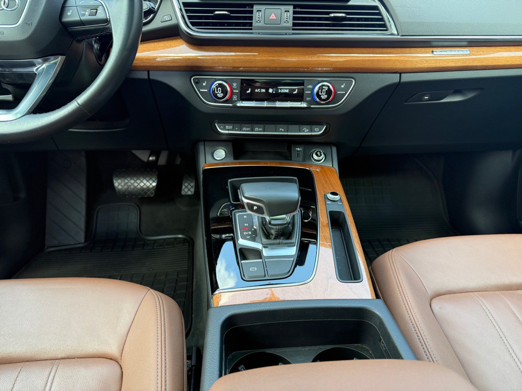 2021 Audi Q5 Image 25