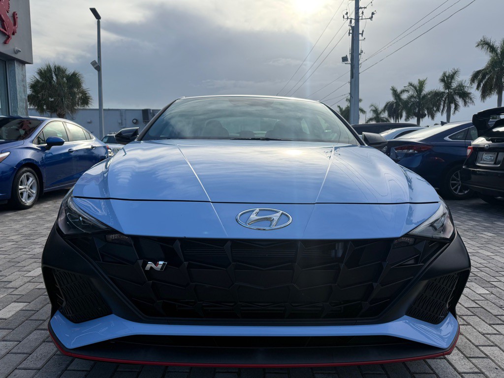 2023 Hyundai Elantra Image 2