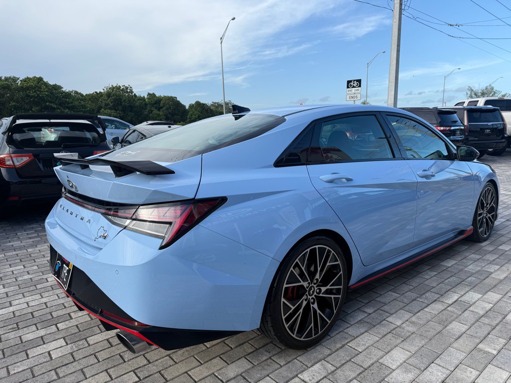 2023 Hyundai Elantra Image 8