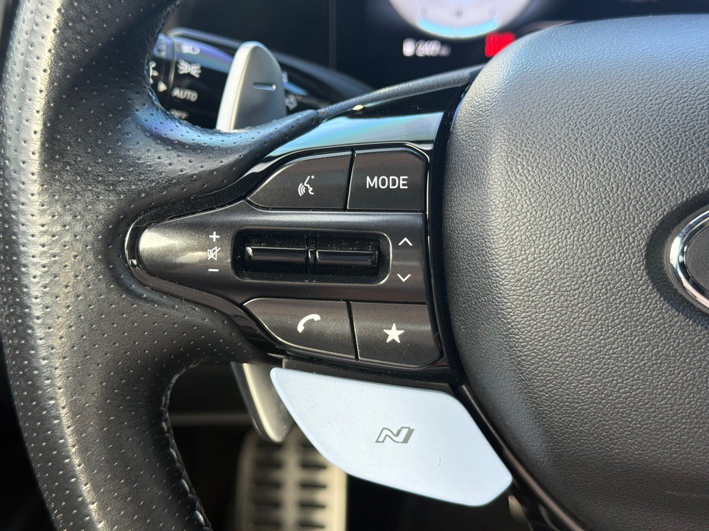 2023 Hyundai Elantra Image 15