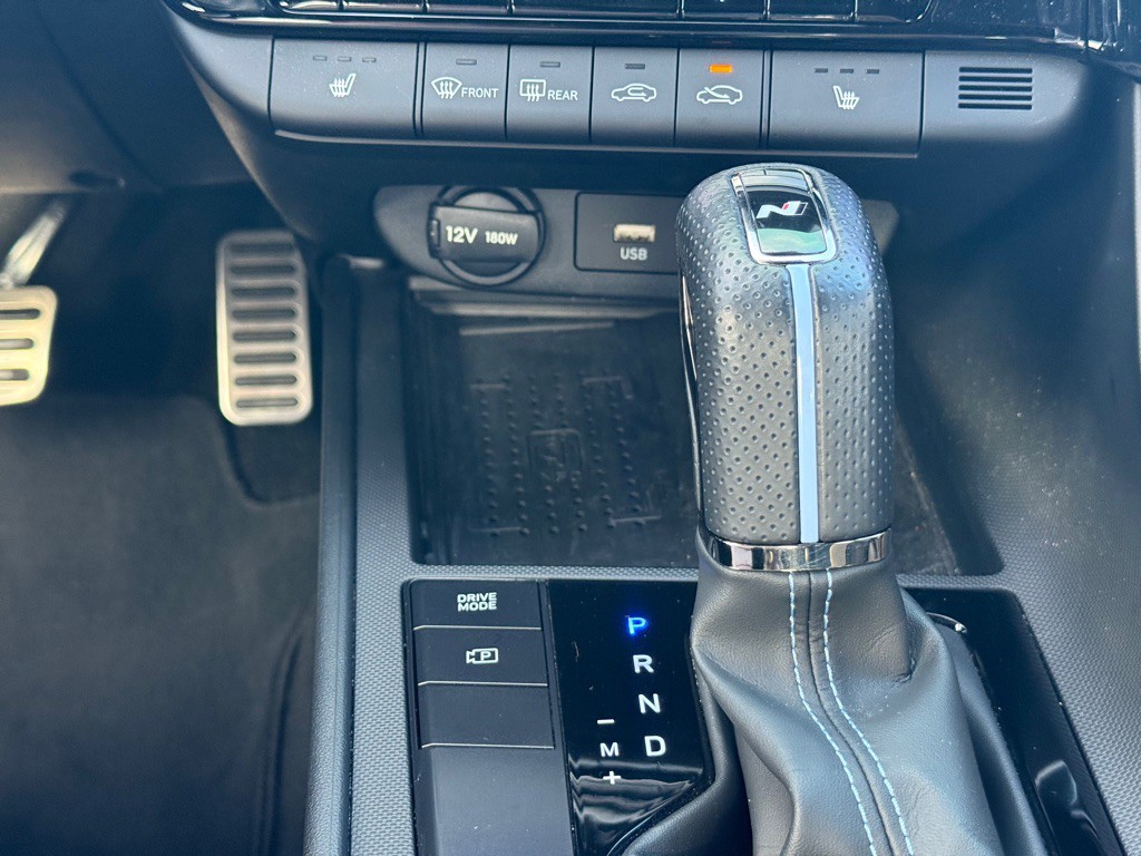 2023 Hyundai Elantra Image 19