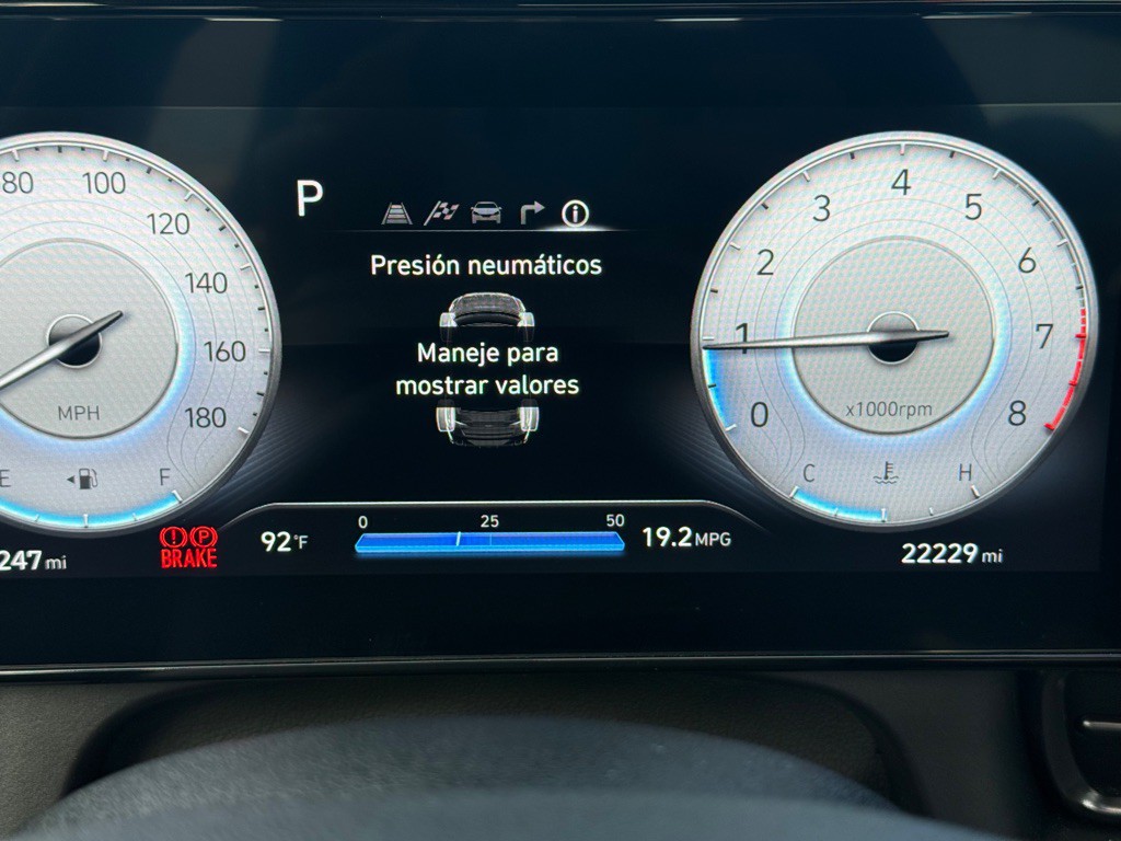 2023 Hyundai Elantra Image 25