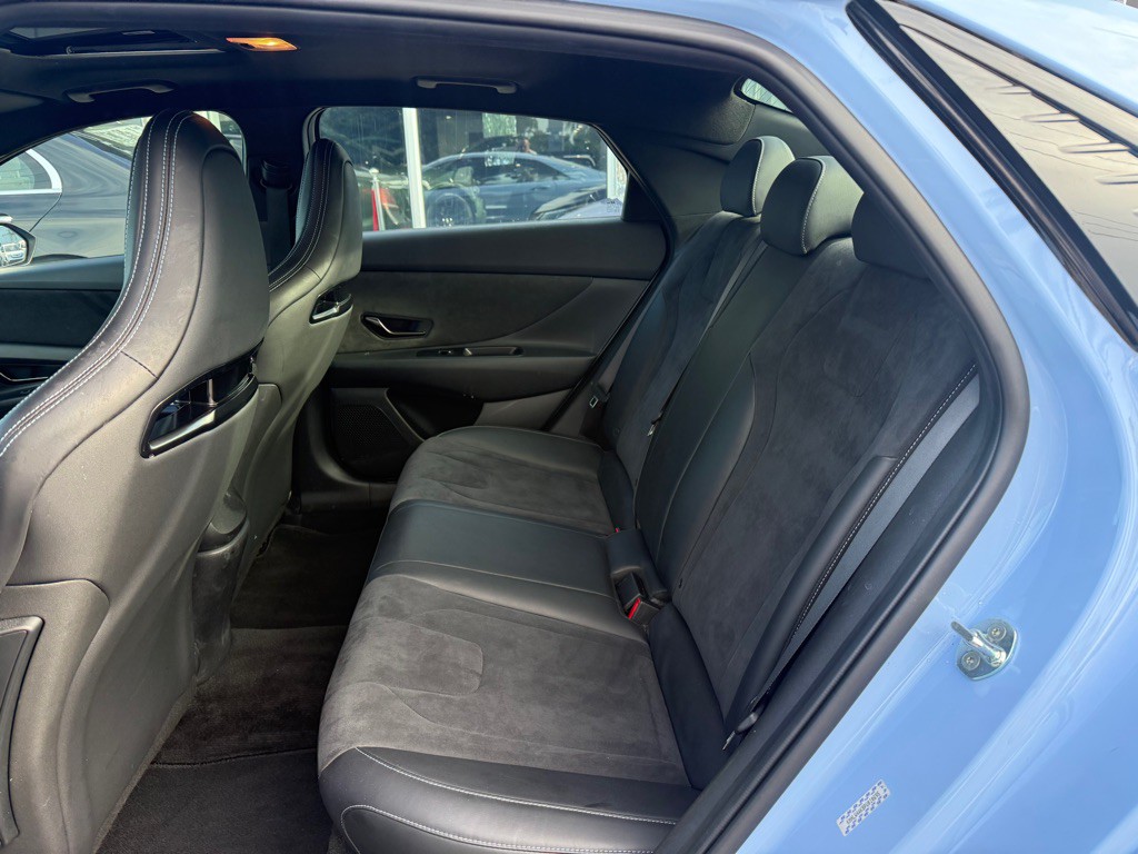 2023 Hyundai Elantra Image 27