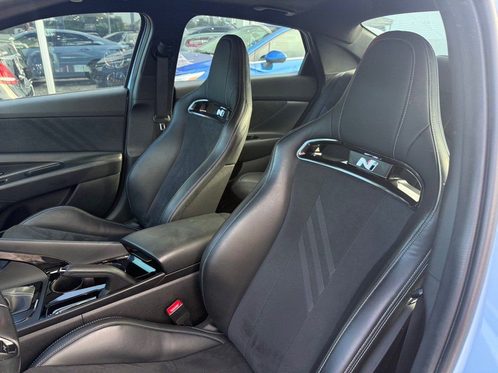 2023 Hyundai Elantra Image 29