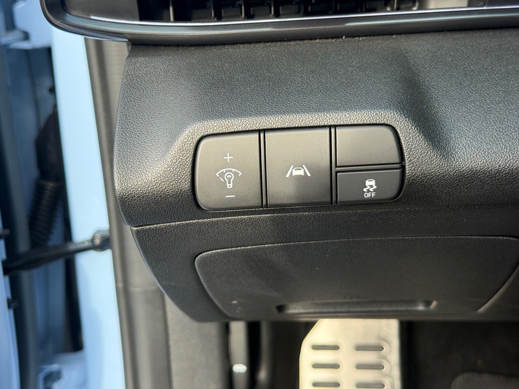 2023 Hyundai Elantra Image 34