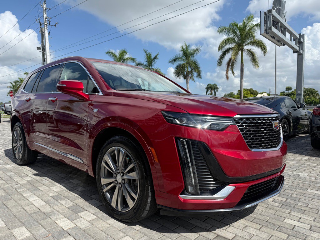 2021 Cadillac XT6 Image 1