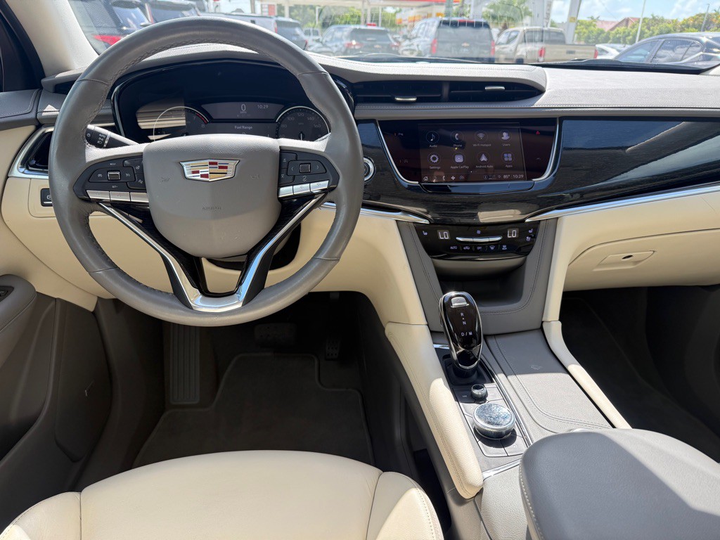 2021 Cadillac XT6 Image 10