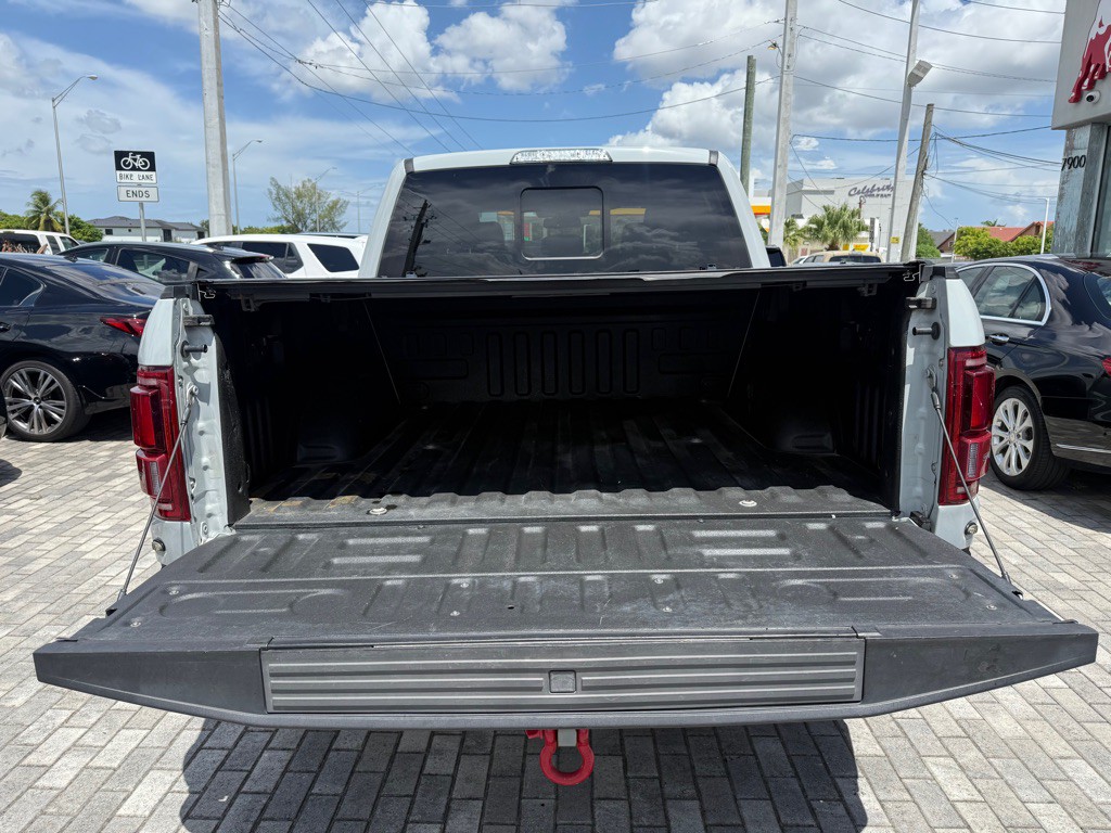 2017 Ford F-150 Image 8