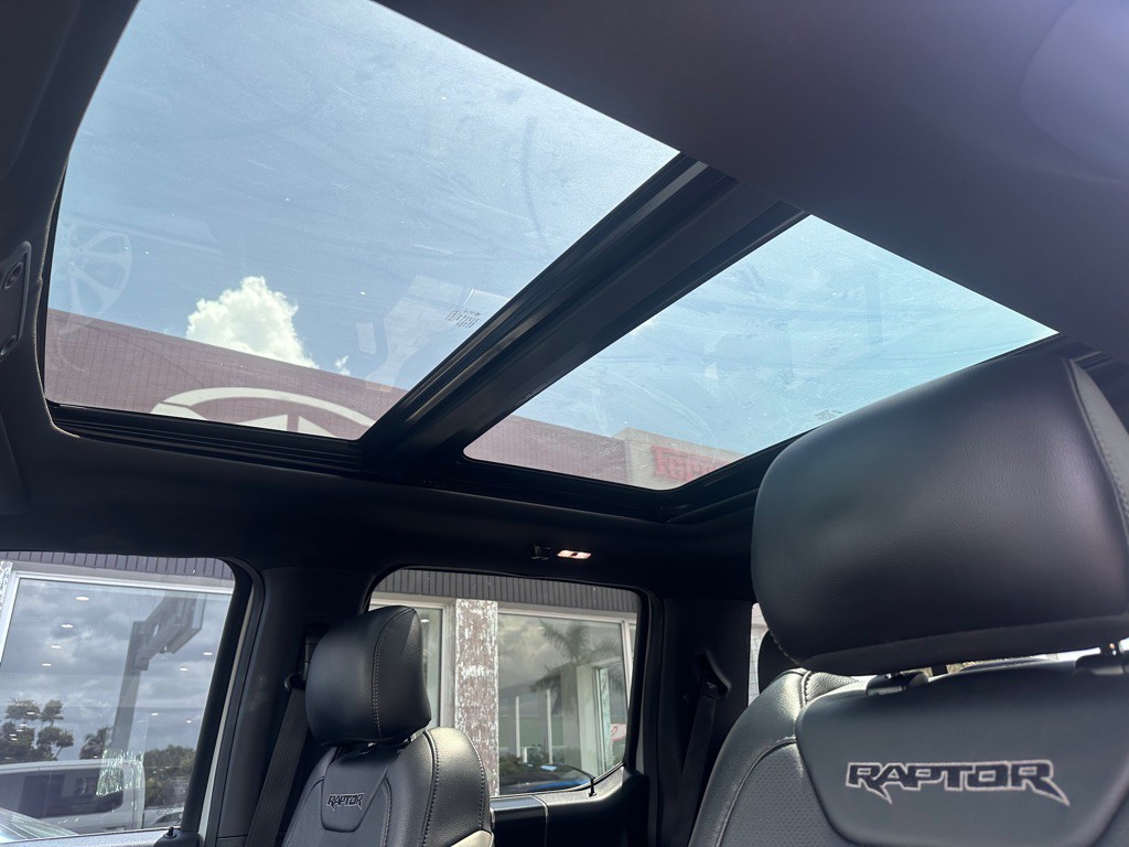 2017 Ford F-150 Image 28