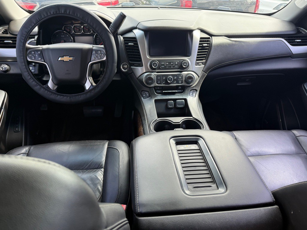 2015 Chevrolet Tahoe Image 17