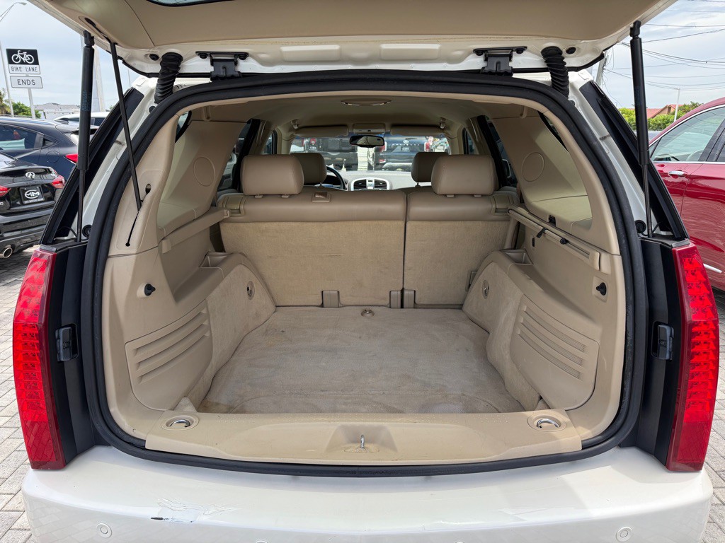 2007 Cadillac SRX Image 7