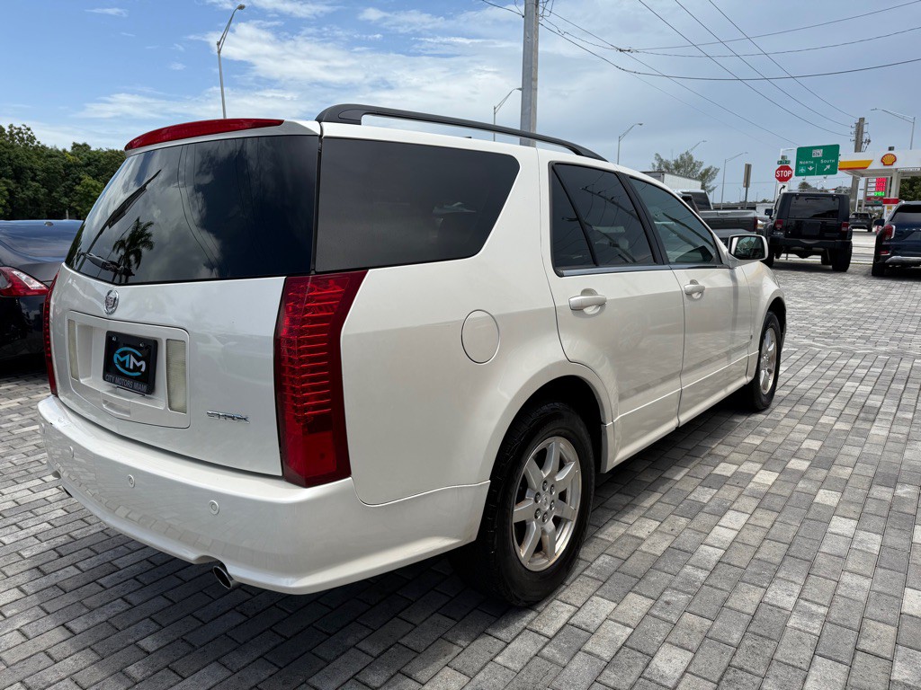 2007 Cadillac SRX Image 8