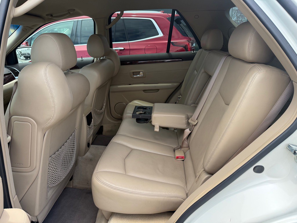 2007 Cadillac SRX Image 12