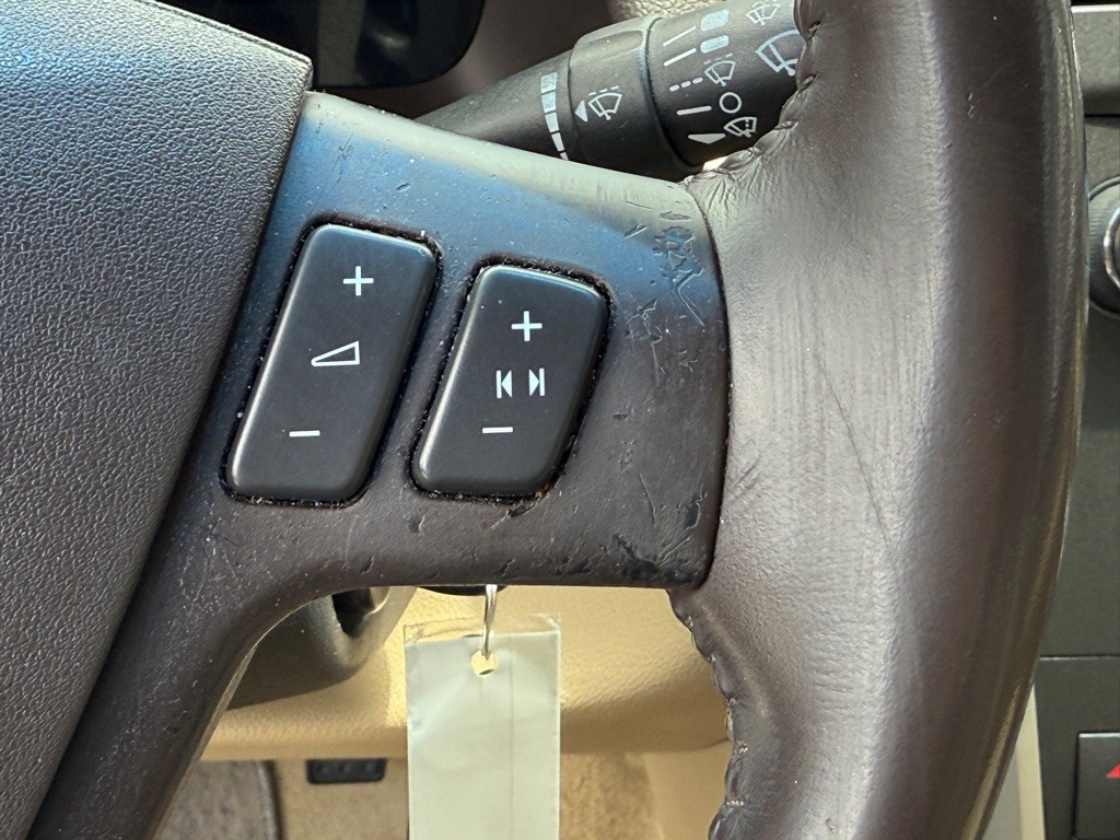 2007 Cadillac SRX Image 18
