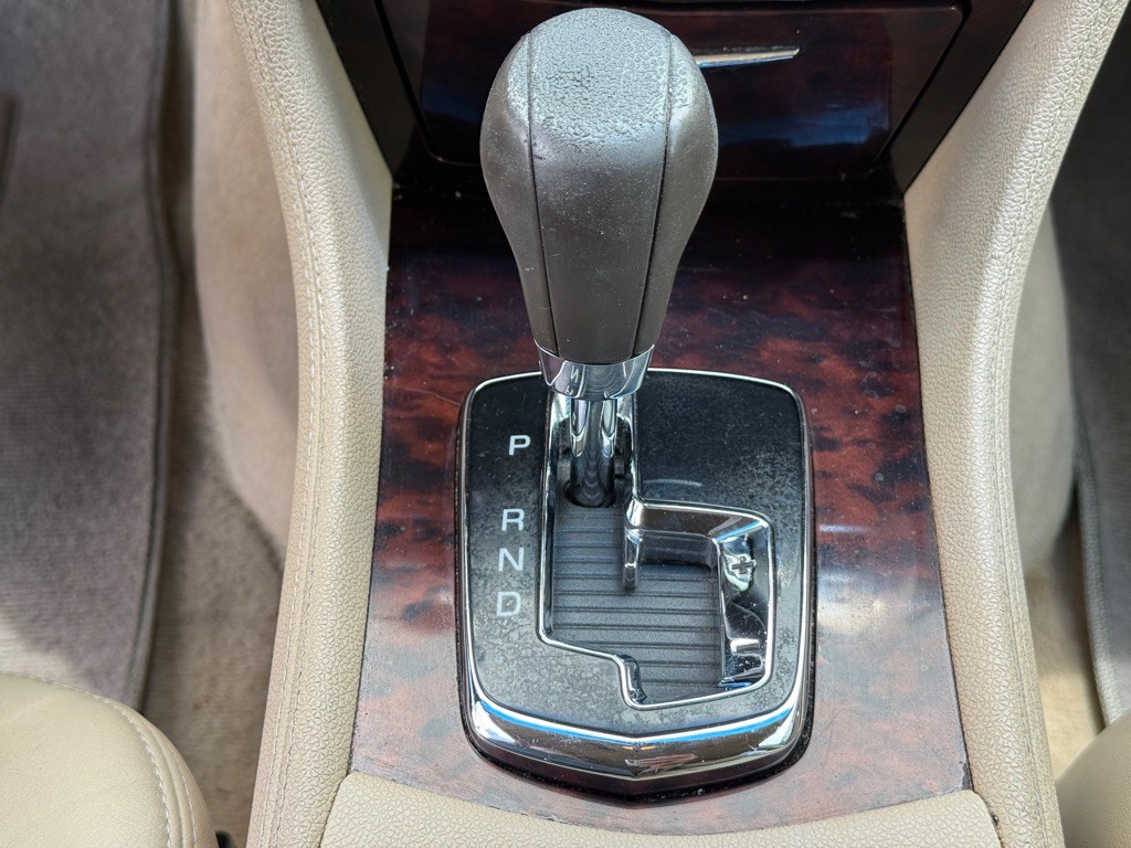 2007 Cadillac SRX Image 22