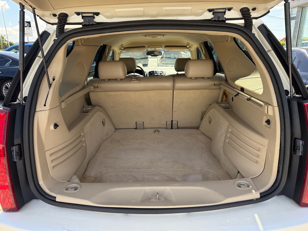 2007 Cadillac SRX Image 7