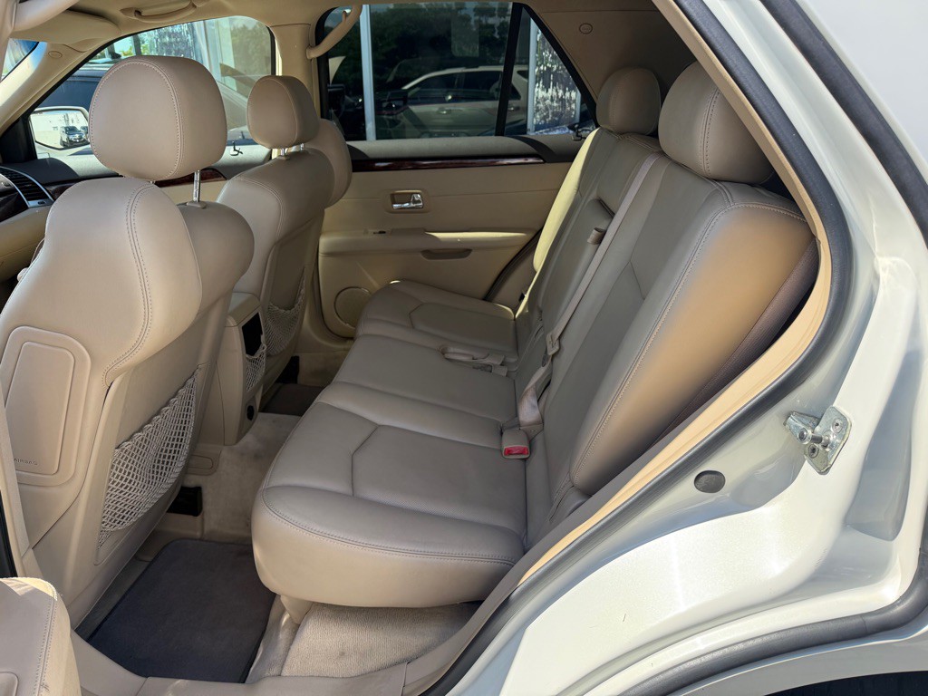 2007 Cadillac SRX Image 22