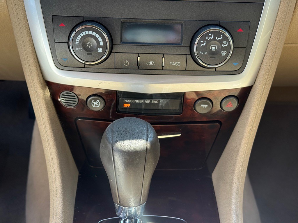 2007 Cadillac SRX Image 27