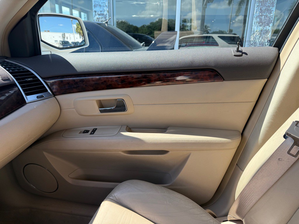2007 Cadillac SRX Image 29