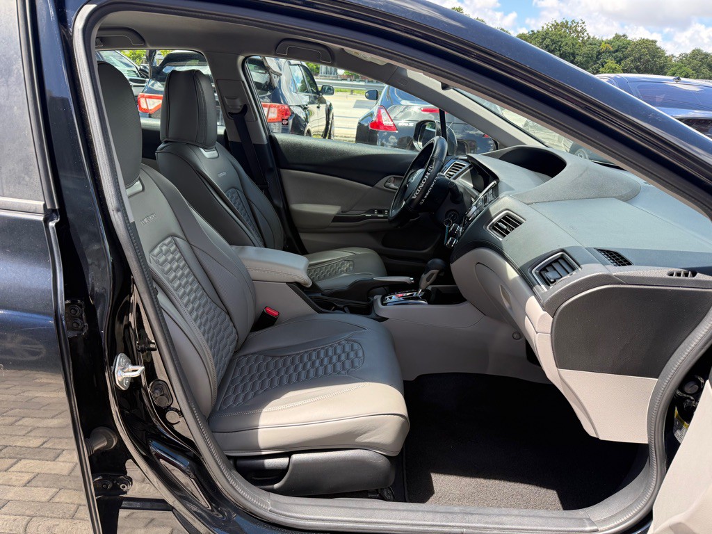 2013 Honda Civic Image 24