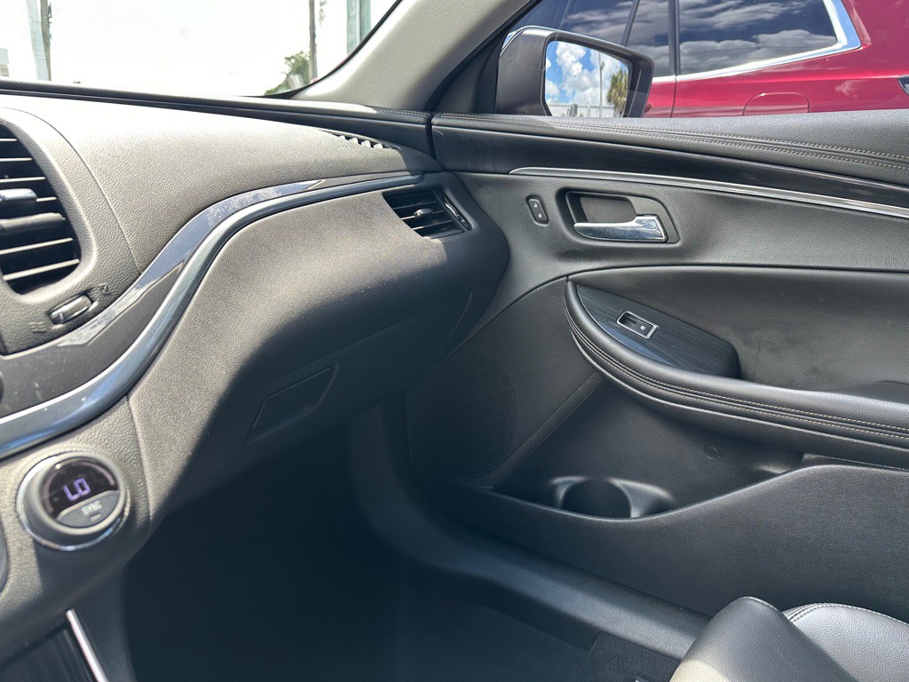 2018 Chevrolet Impala Image 21