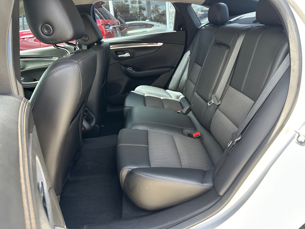 2018 Chevrolet Impala Image 23