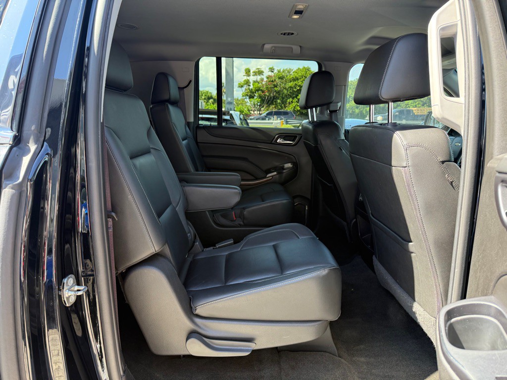 2017 Chevrolet Suburban Image 25