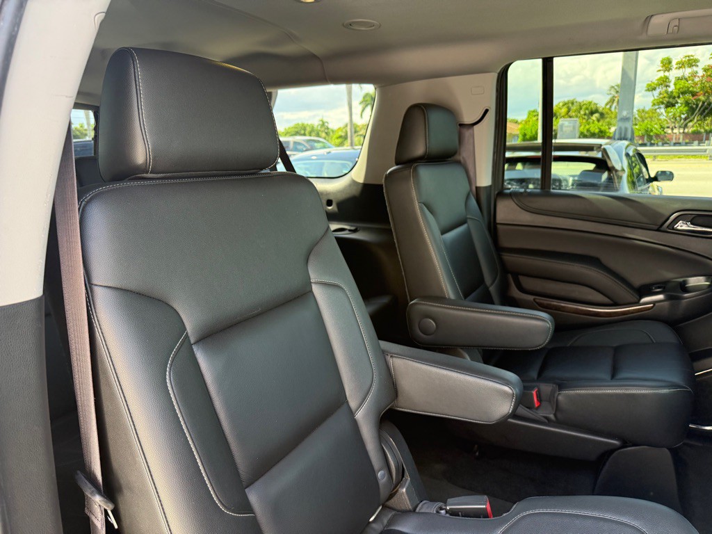 2017 Chevrolet Suburban Image 26