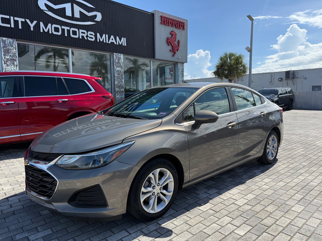 2019 Chevrolet Cruze Image 3