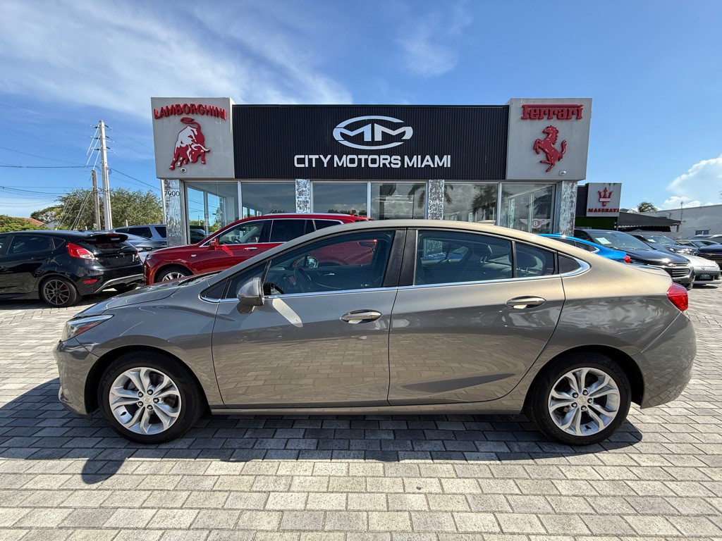2019 Chevrolet Cruze Image 4