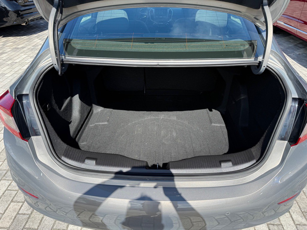 2019 Chevrolet Cruze Image 8
