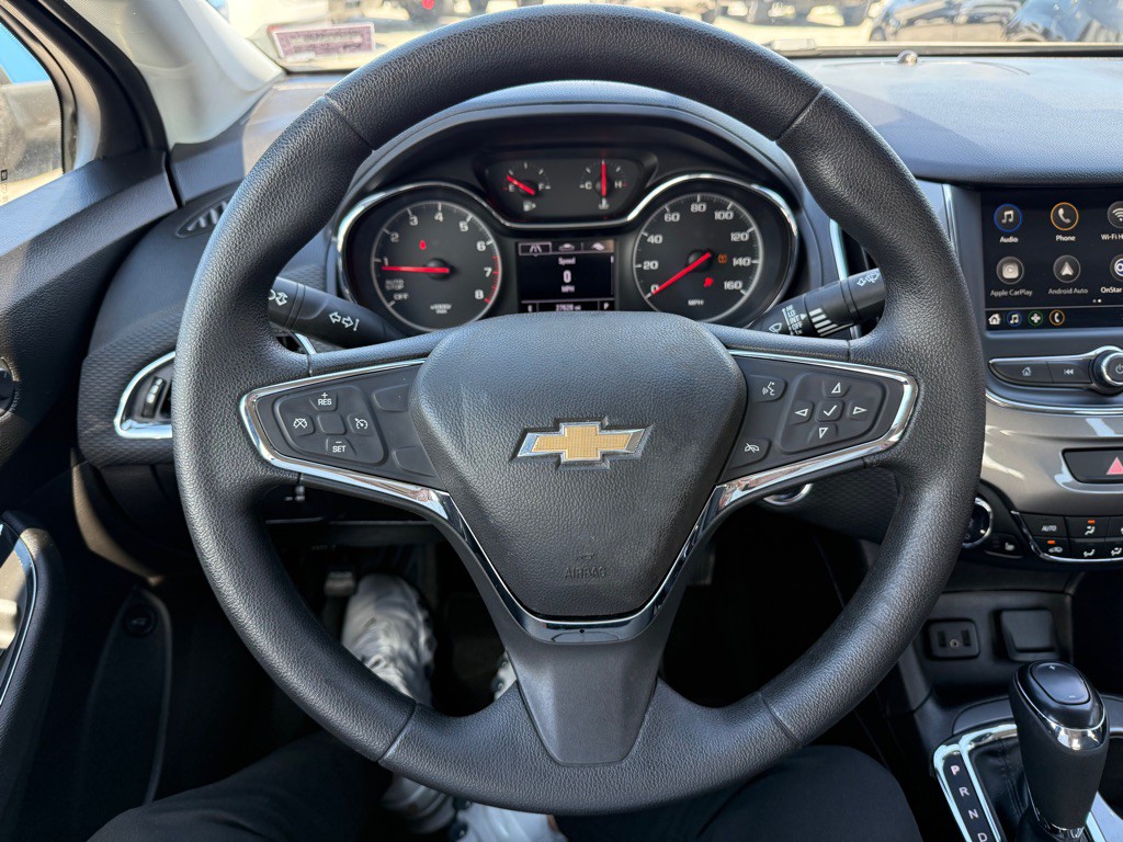 2019 Chevrolet Cruze Image 13