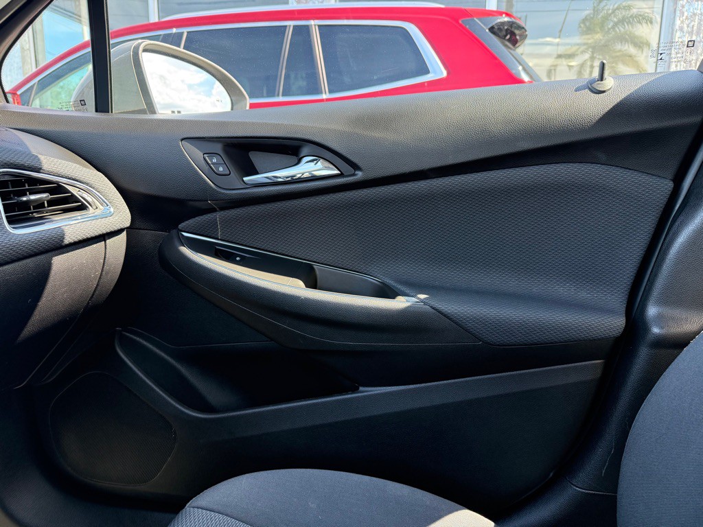 2019 Chevrolet Cruze Image 26