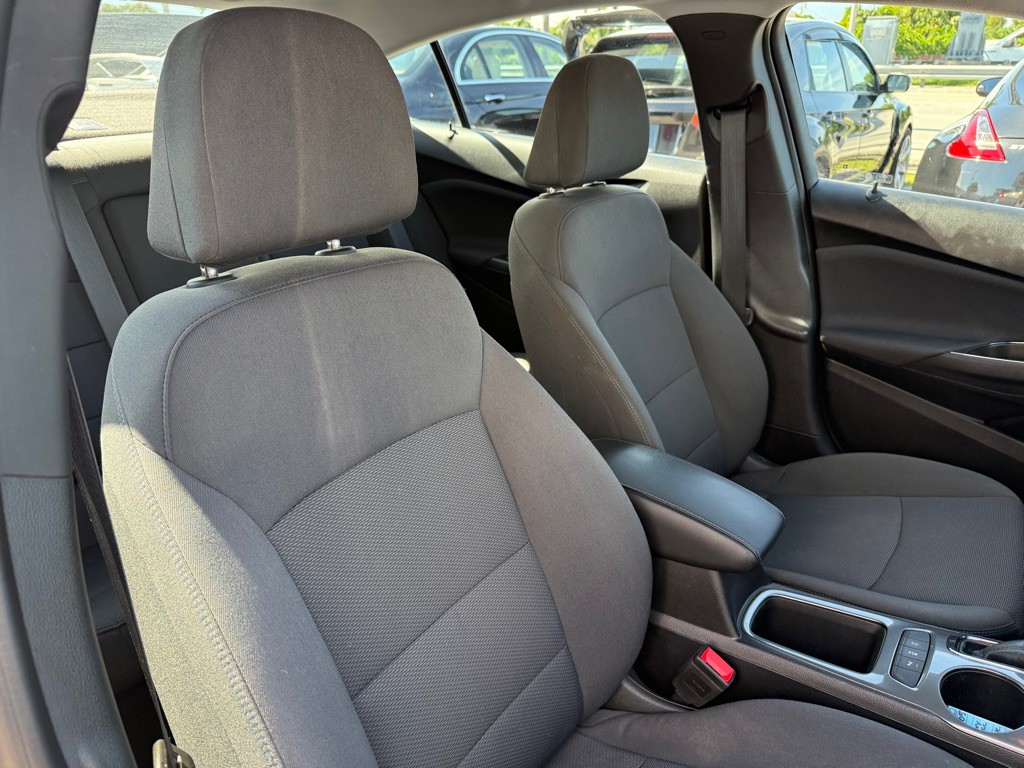 2019 Chevrolet Cruze Image 28