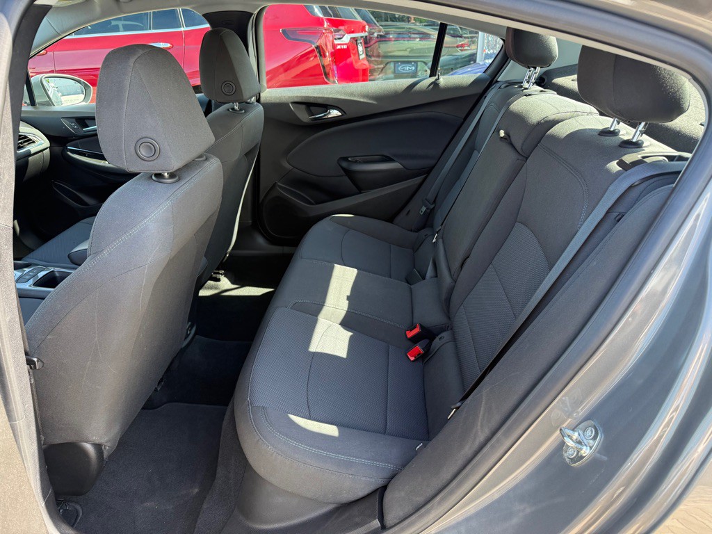 2019 Chevrolet Cruze Image 29