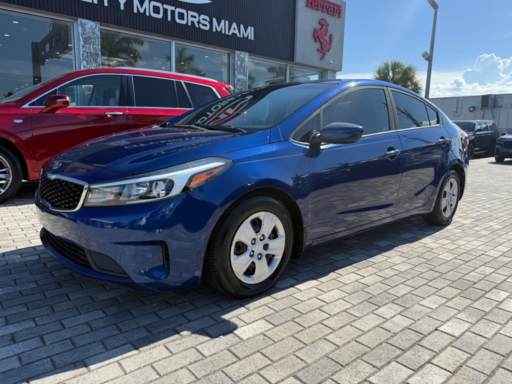 2017 Kia Forte Image 3