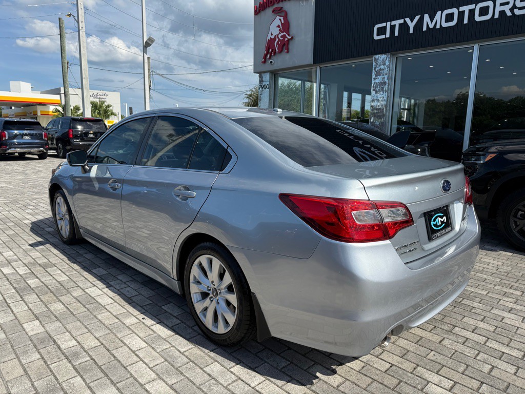 2015 Subaru Legacy Image 5
