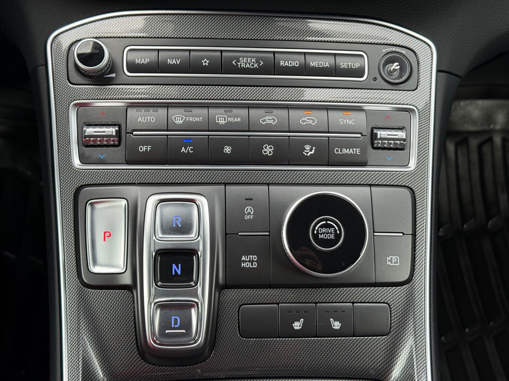 2023 Hyundai Santa Fe Image 22