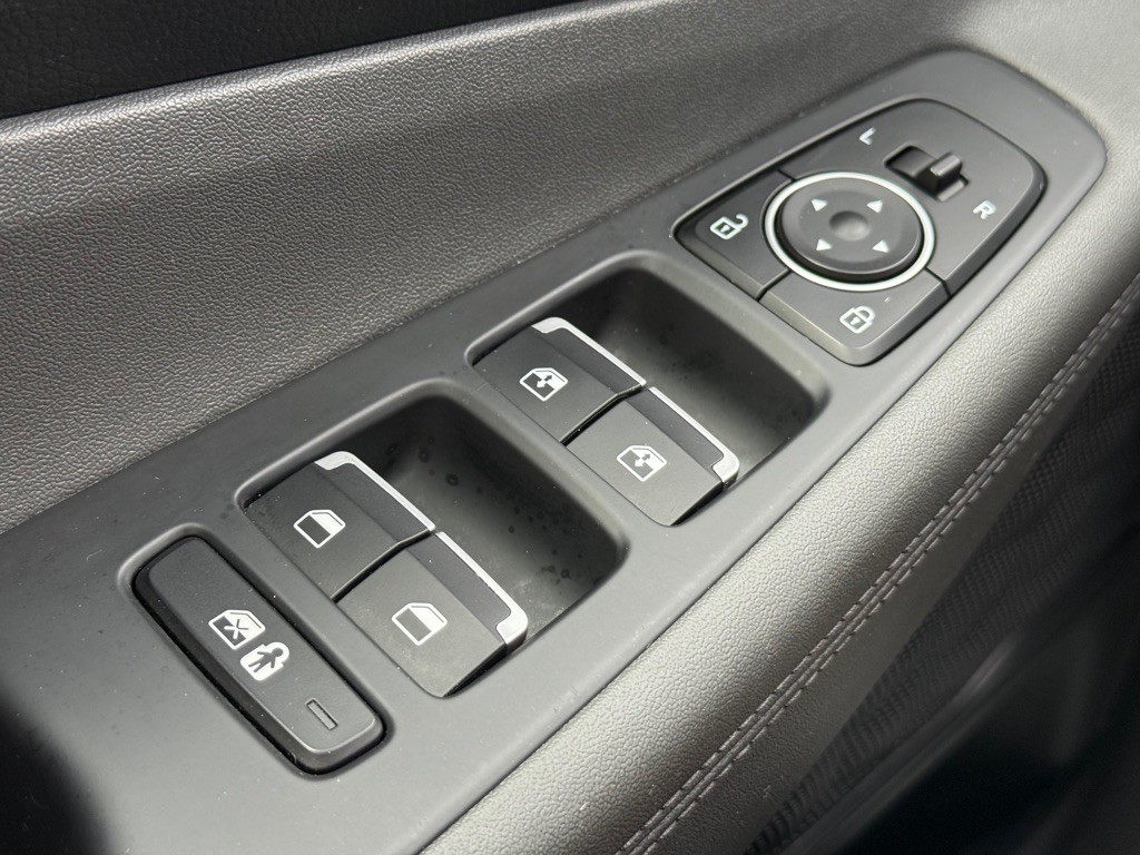 2023 Hyundai Santa Fe Image 32