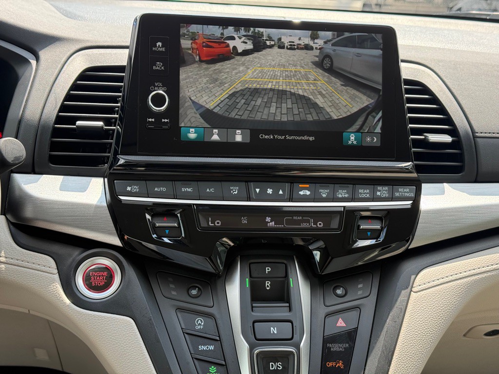 2025 Honda Odyssey Image 17