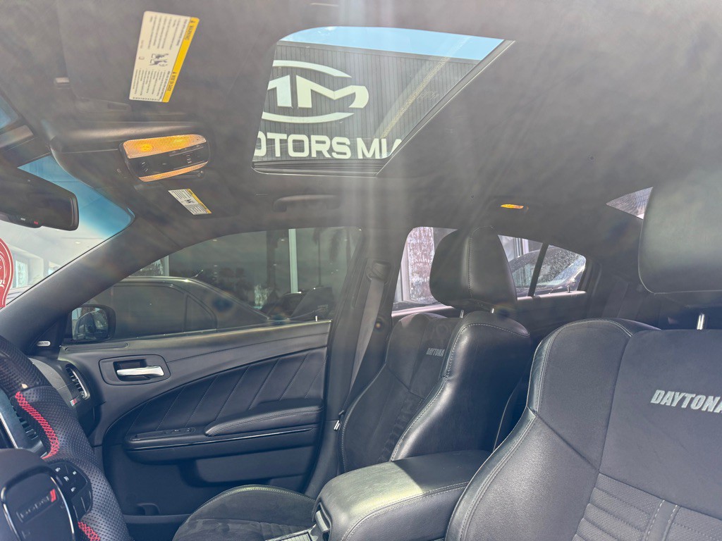 2019 Dodge Charger Image 31