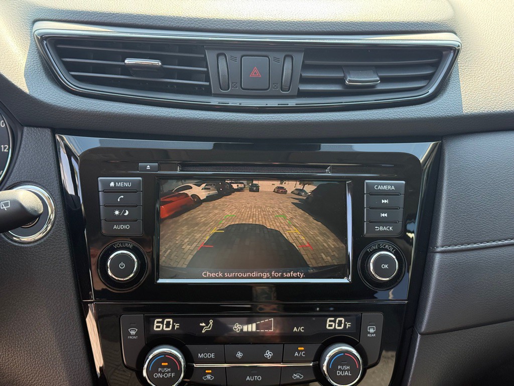 2020 Nissan Rogue Image 17