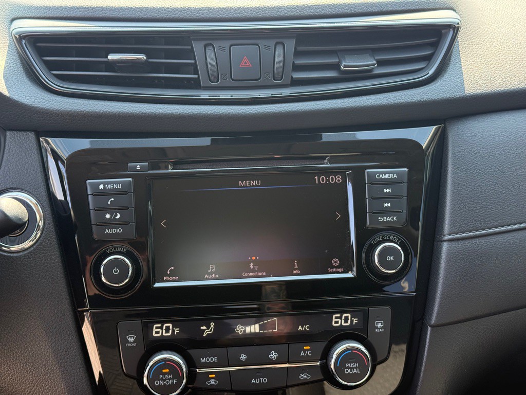 2020 Nissan Rogue Image 20