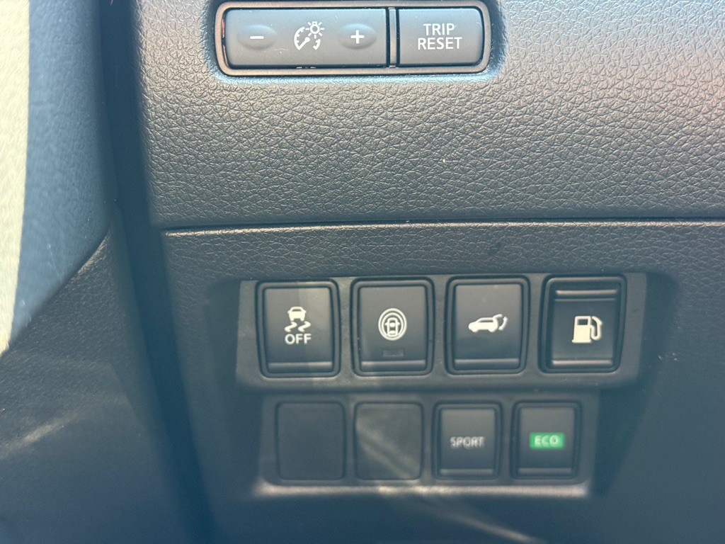 2020 Nissan Rogue Image 22